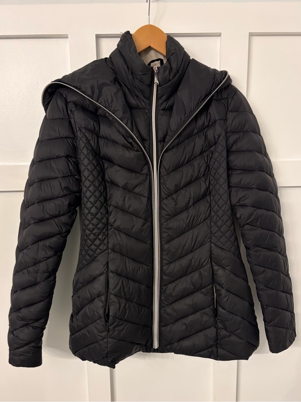 Laundry By Shelli Segal Black Quilted Hooded Puffer Jacket